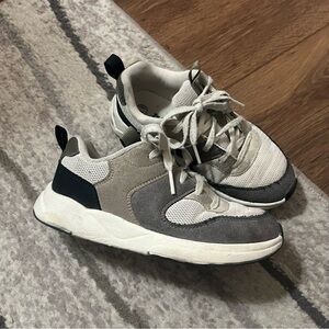 Art Class size 13 gray and beige sneakers